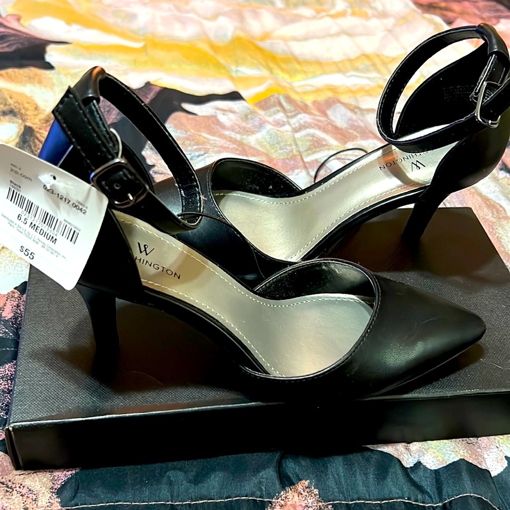 Worthington black 3” heels
